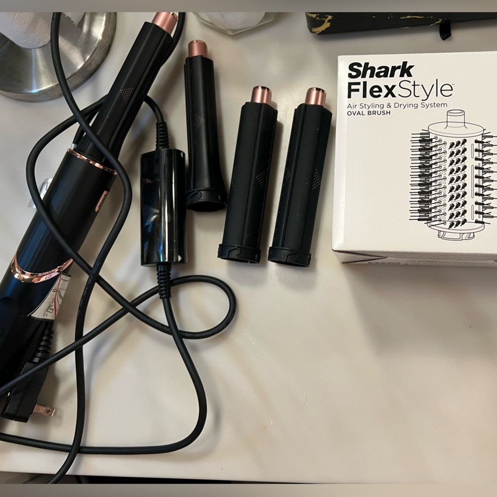 Shark flex style